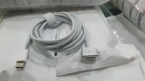 Apple USB-C to Magsafe 3 Cable (2M) for MacBook Pro14/16, Air M2/3/4/5