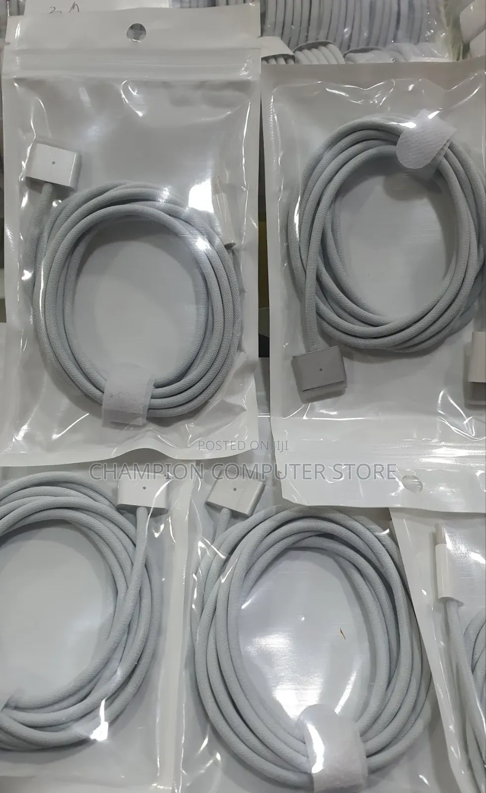 Apple USB-C to Magsafe 3 Cable (2M) for MacBook Pro14/16, Air M2/3/4/5