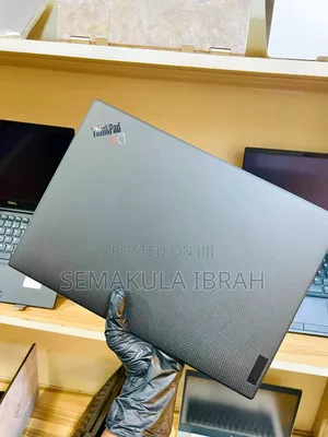 Laptop Lenovo ThinkPad X1 Yoga 16GB Intel Core i5 HDD+SSD 500GB