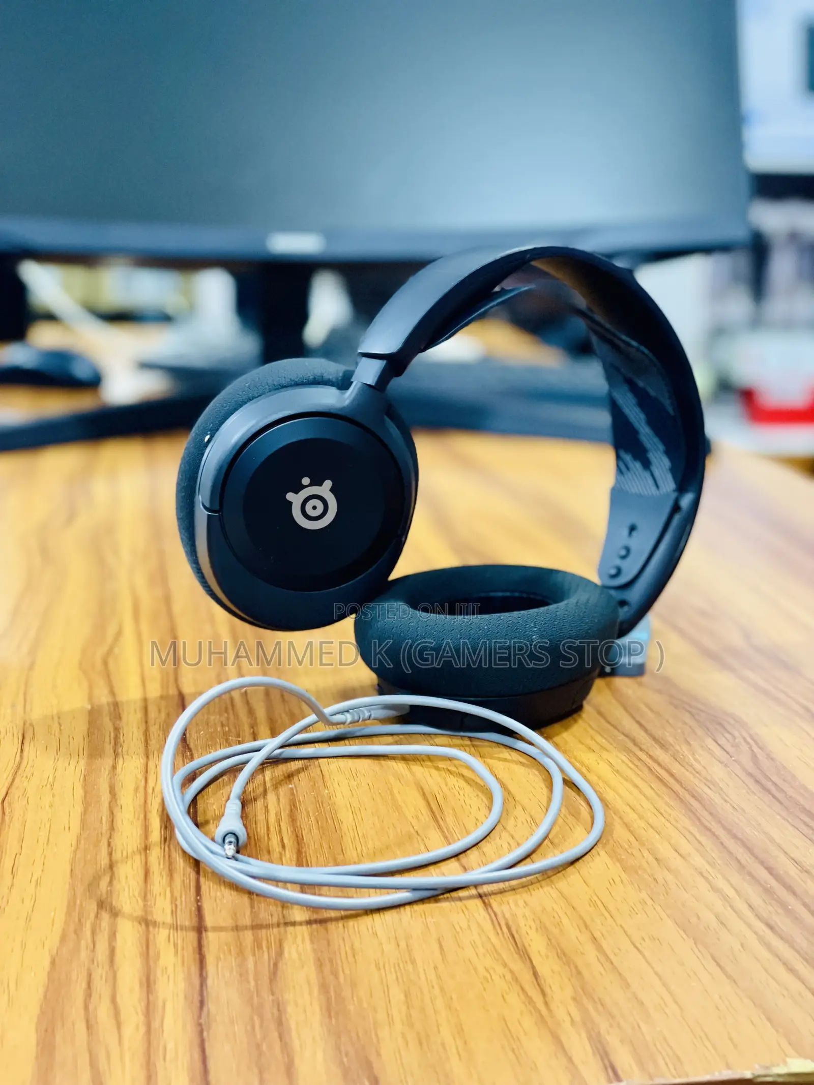 Steelseries Arctic Nova 1