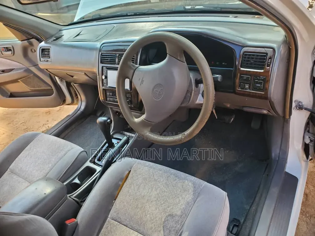 Toyota Corona Premio 1.8 FWD 2001 Silver