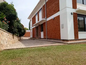6bdrm Duplex in Naguru, Central Division for rent