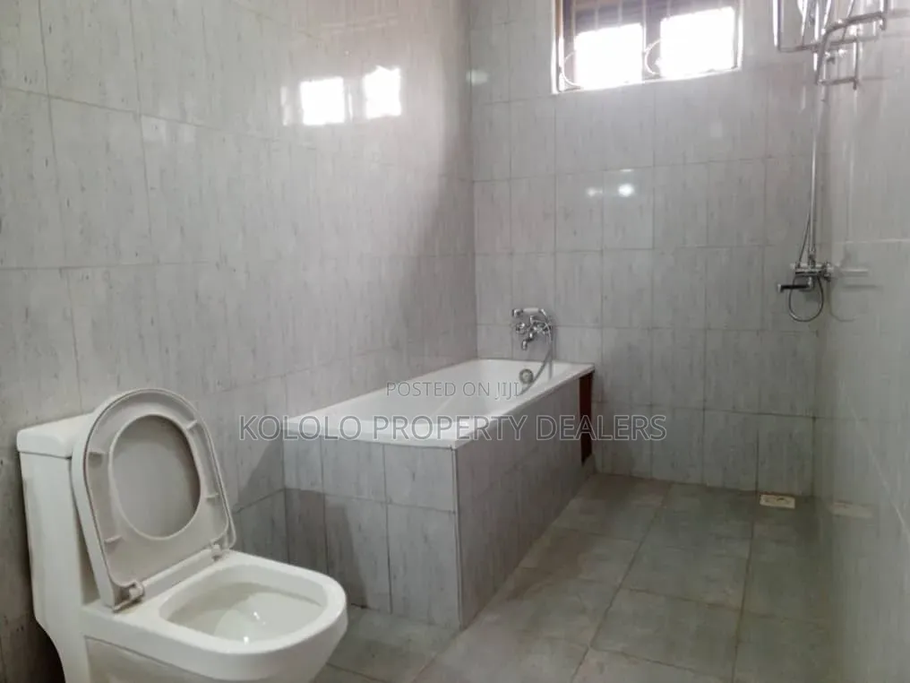 6bdrm Duplex in Naguru, Central Division for rent