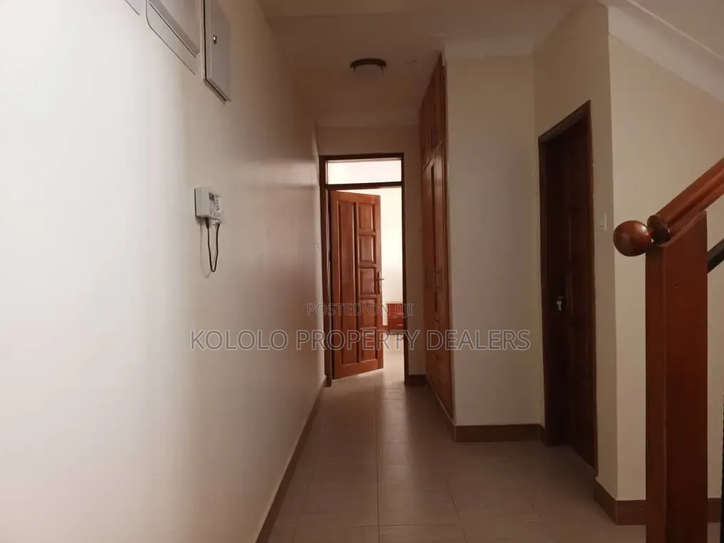 6bdrm Duplex in Naguru, Central Division for rent