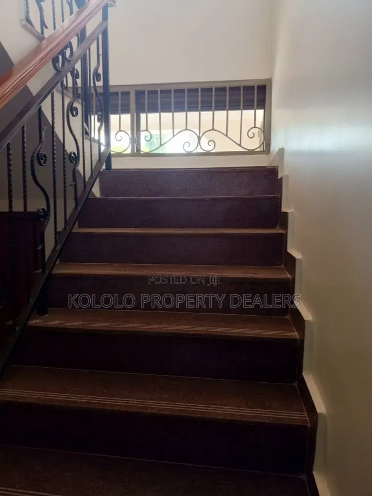 6bdrm Duplex in Naguru, Central Division for rent