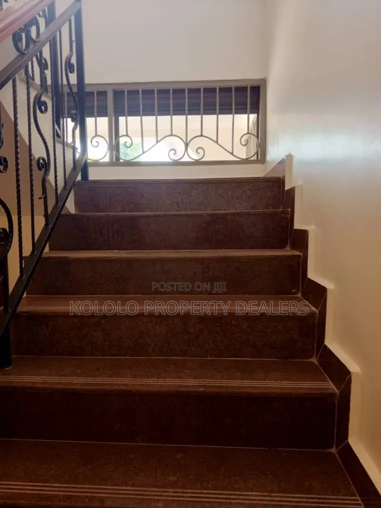 6bdrm Duplex in Naguru, Central Division for rent