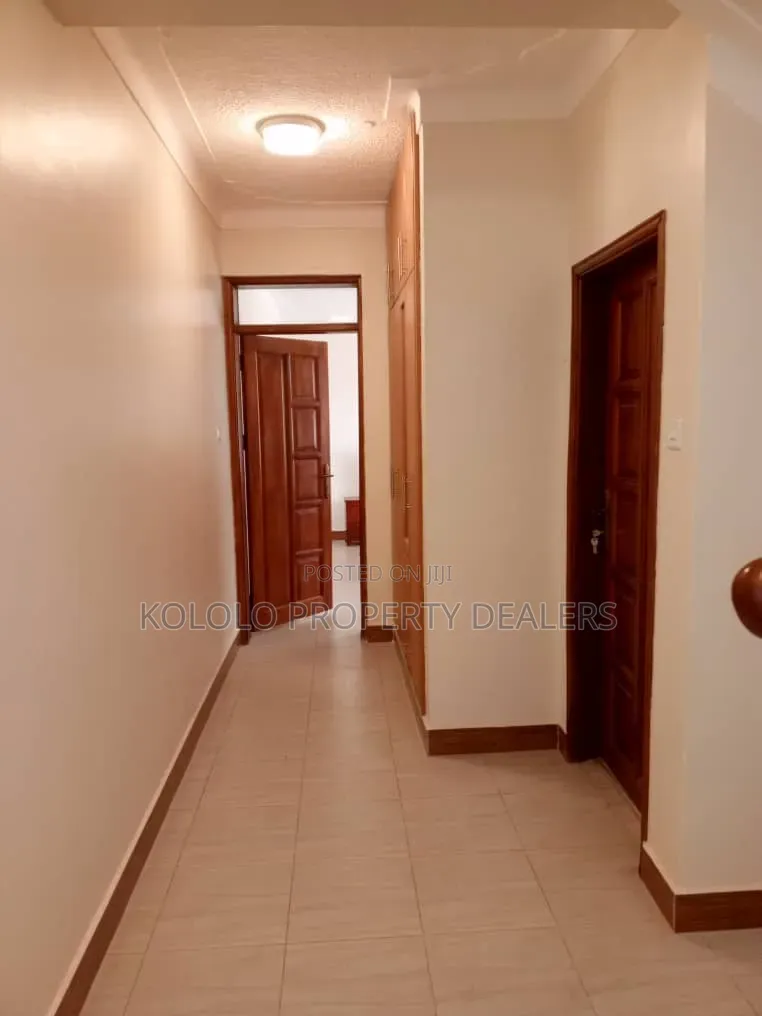6bdrm Duplex in Naguru, Central Division for rent