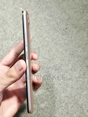 Vivo Y85 64 GB Gold