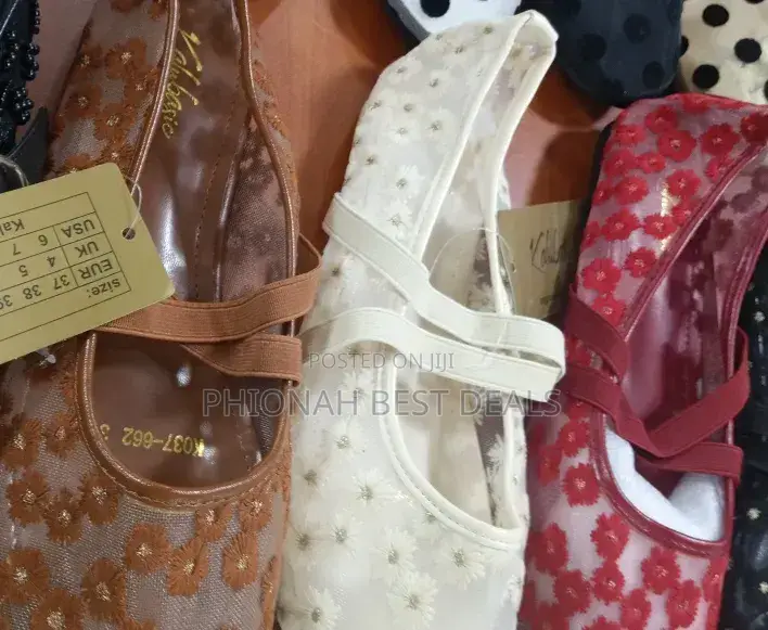 Zara Pumps and Flats