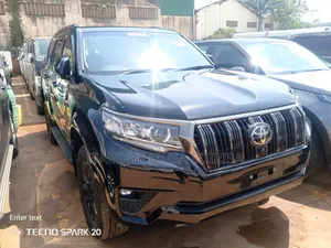 Toyota Land Cruiser 2022 Black