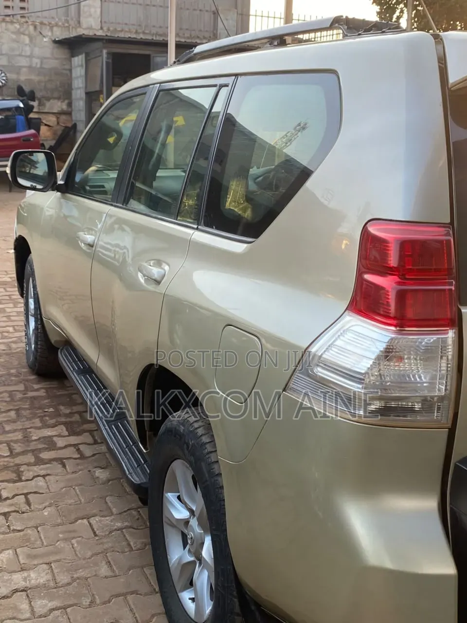 Toyota Land Cruiser Prado 2012 Silver