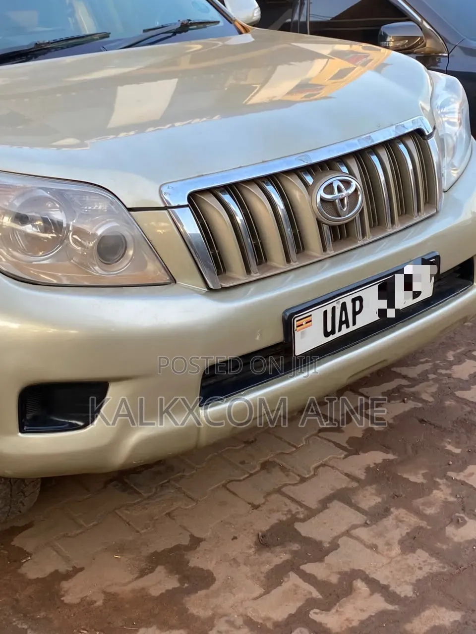 Toyota Land Cruiser Prado 2012 Silver