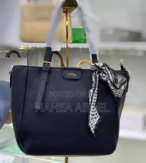 Emily Classic Tote Bags
