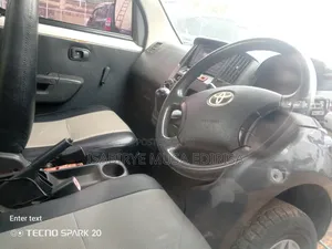 Toyota Hire Jet