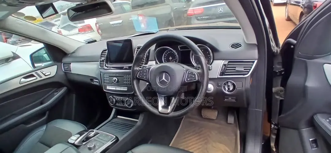 Mercedes-Benz GLE-Class 2017 Black