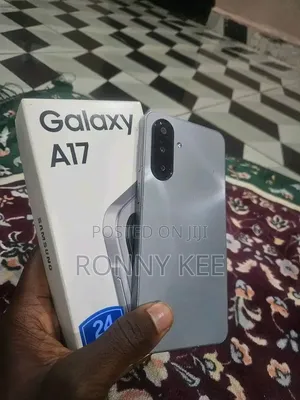 New Samsung Galaxy A17 5G 256 GB Silver