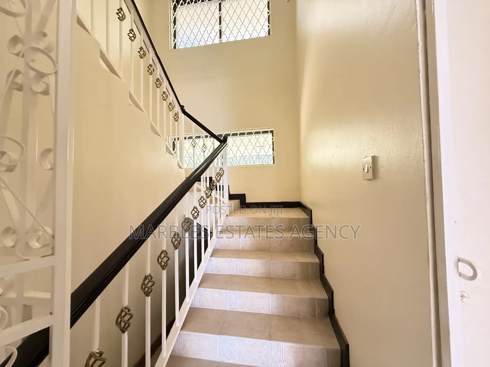 7bdrm House in Buziga, Central Division for sale