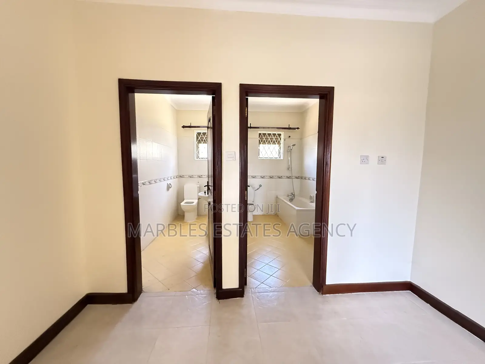 7bdrm House in Buziga, Central Division for sale