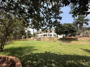 7bdrm House in Buziga, Central Division for sale
