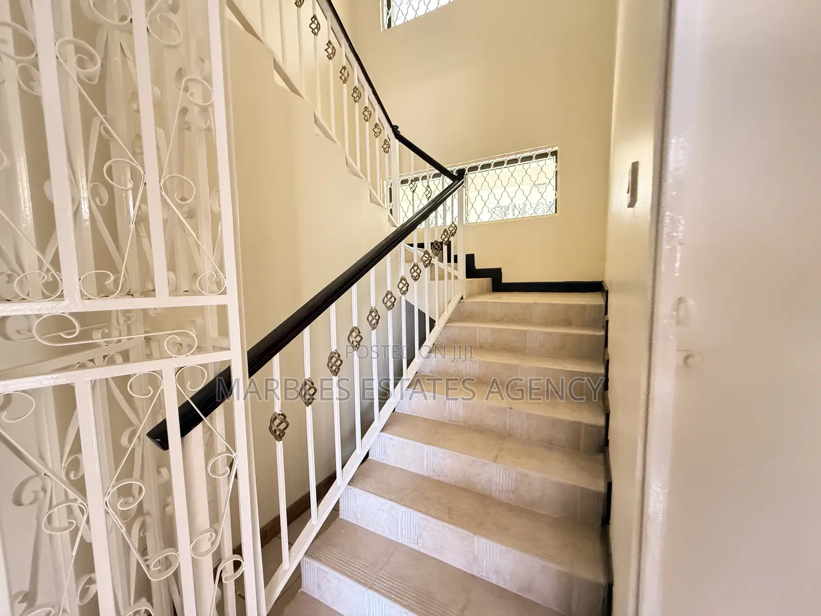 7bdrm House in Buziga, Central Division for sale
