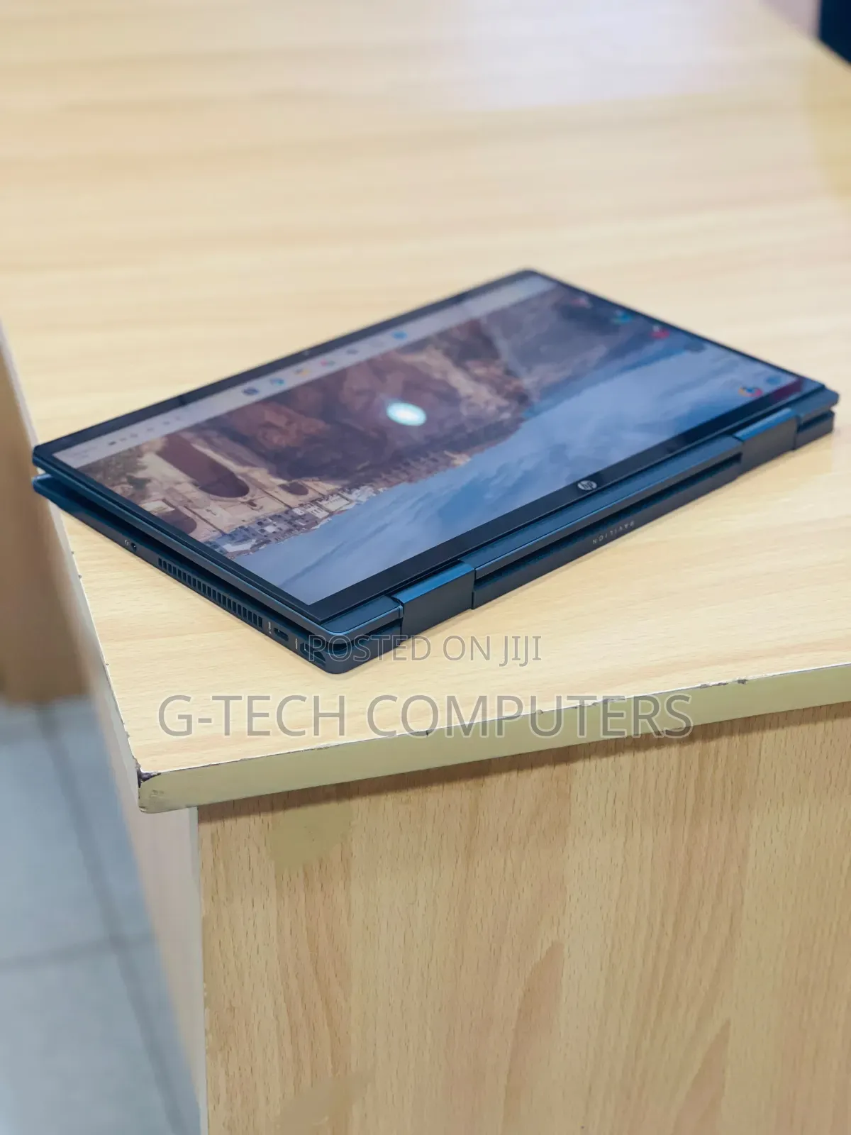 New Laptop HP Pavilion x360 14 8GB Intel Core i5 SSD 512GB