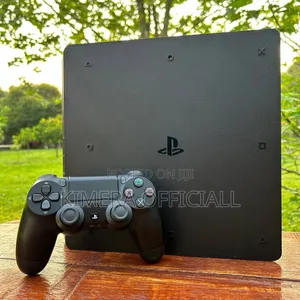 PS4 Slim Game Console. Sony PlayStation 4 Slim
