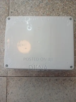 Adaptable Box 255×200×80
