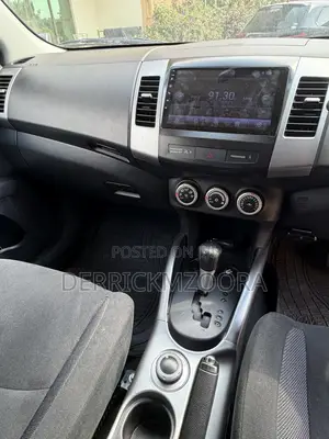 Mitsubishi Outlander 2.4 Automatic 2008 Pearl