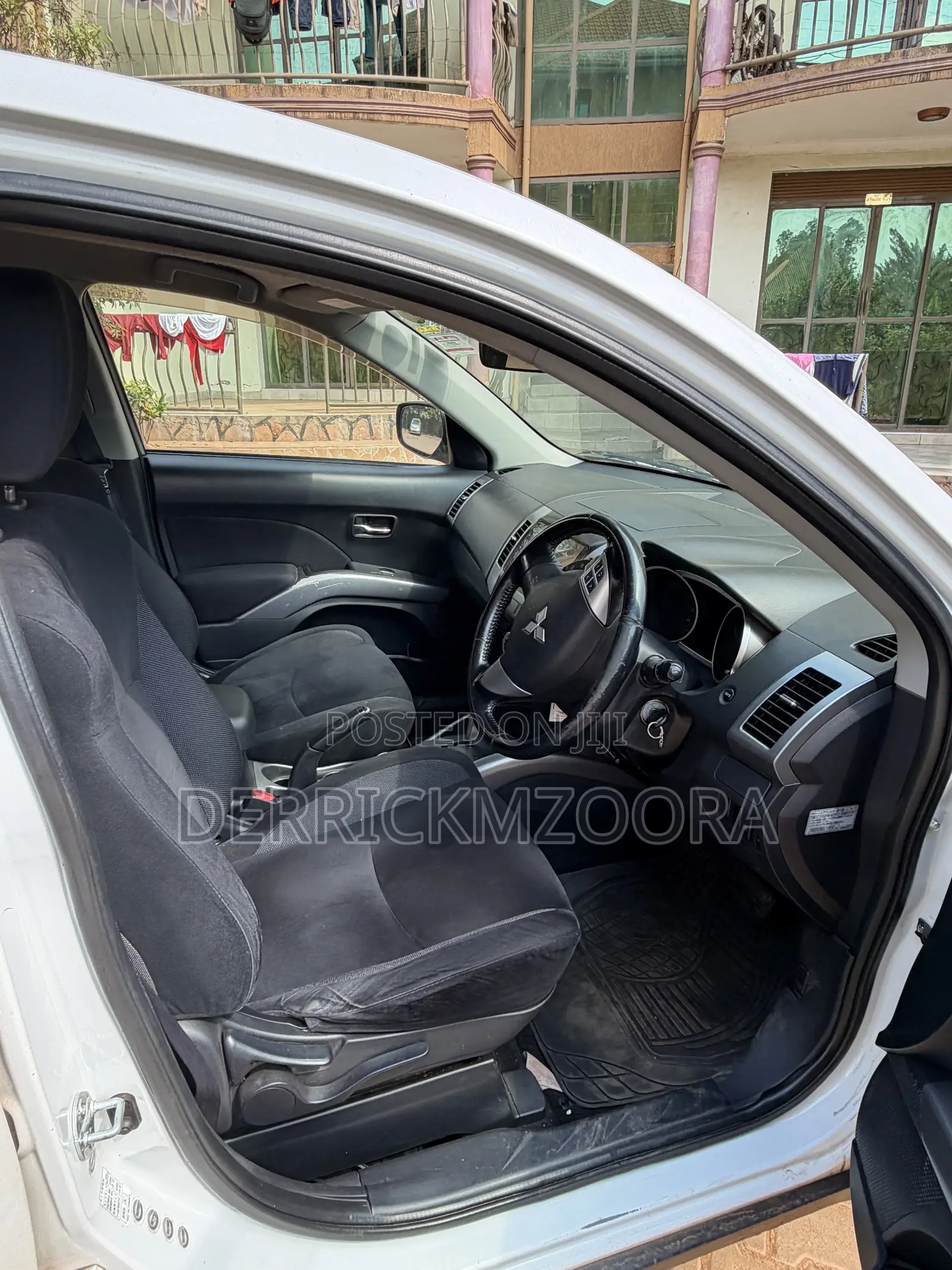 Mitsubishi Outlander 2.4 Automatic 2008 Pearl