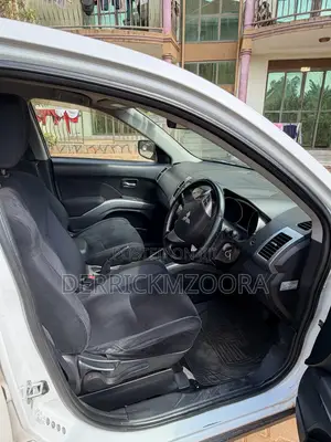 Mitsubishi Outlander 2.4 Automatic 2008 Pearl