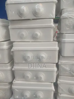Adaptable Box 150×150×70