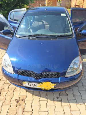 Toyota Vitz 1.3 AWD 5dr 2001 Blue