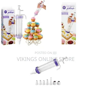Dessert Decorator Plus Cake Decorating/ Icing Tool Set