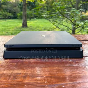 Fully Jailbroken Sony PlayStation 4 Slim (500GB) 12 Games, 2 Pads