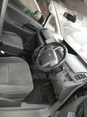 Toyota Noah 2008 Gray