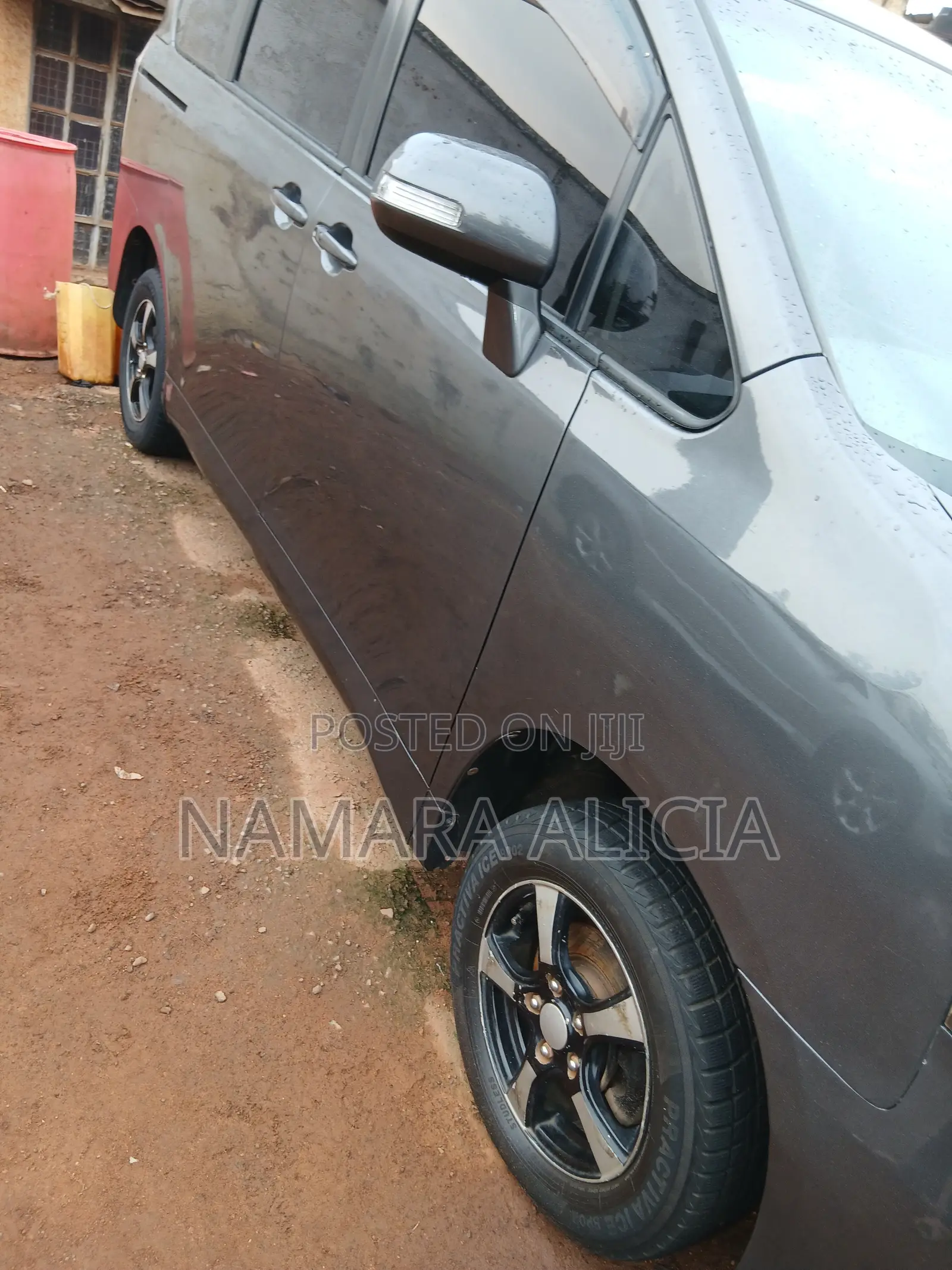 Toyota Noah 2008 Gray