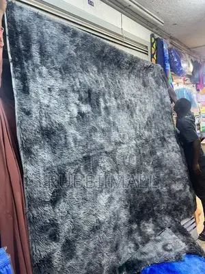 Large Fuax Carpet 2m ×2.5m