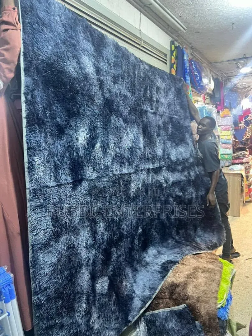 Large Fuax Carpet 2m ×2.5m