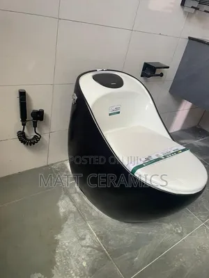 Black Large Toilet Seat