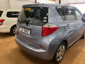 Toyota Ractis 2012 Blue