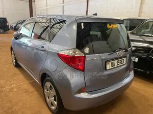 Toyota Ractis 2012 Blue