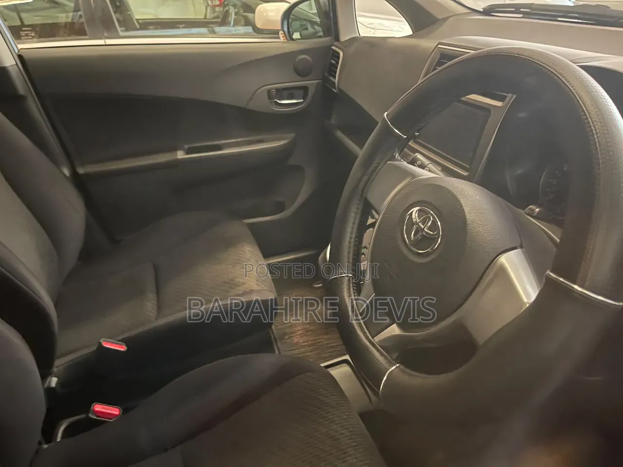 Toyota Ractis 2012 Blue