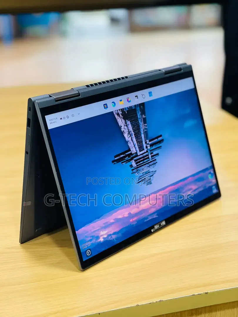 New Laptop Lenovo ThinkPad X1 Yoga 16GB Intel Core i7 SSD 512GB
