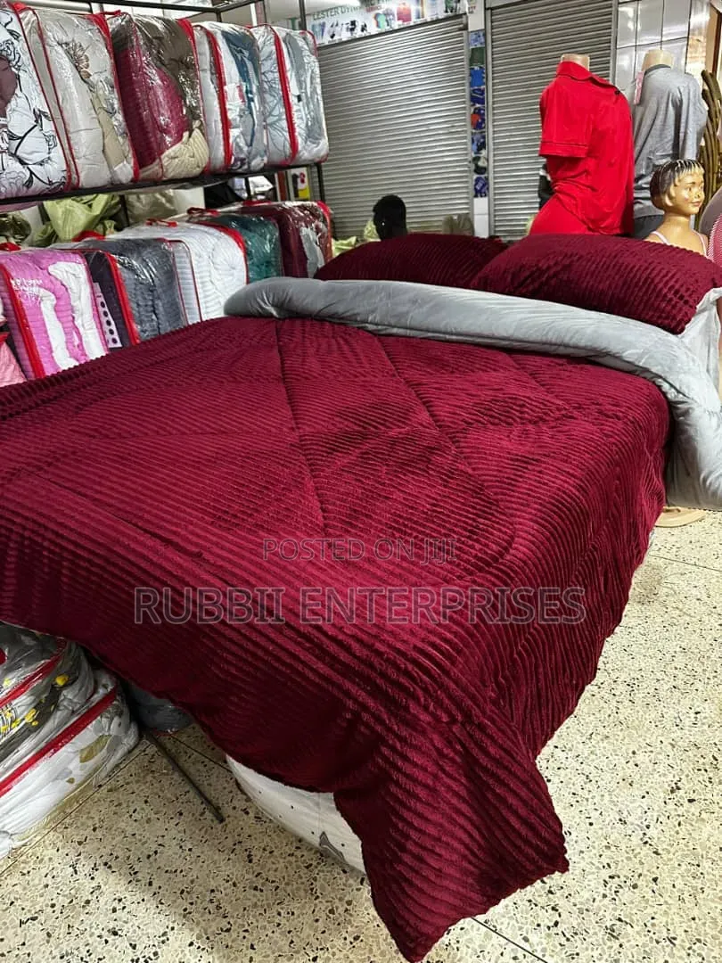 Velvet Duvet ~ Maroon