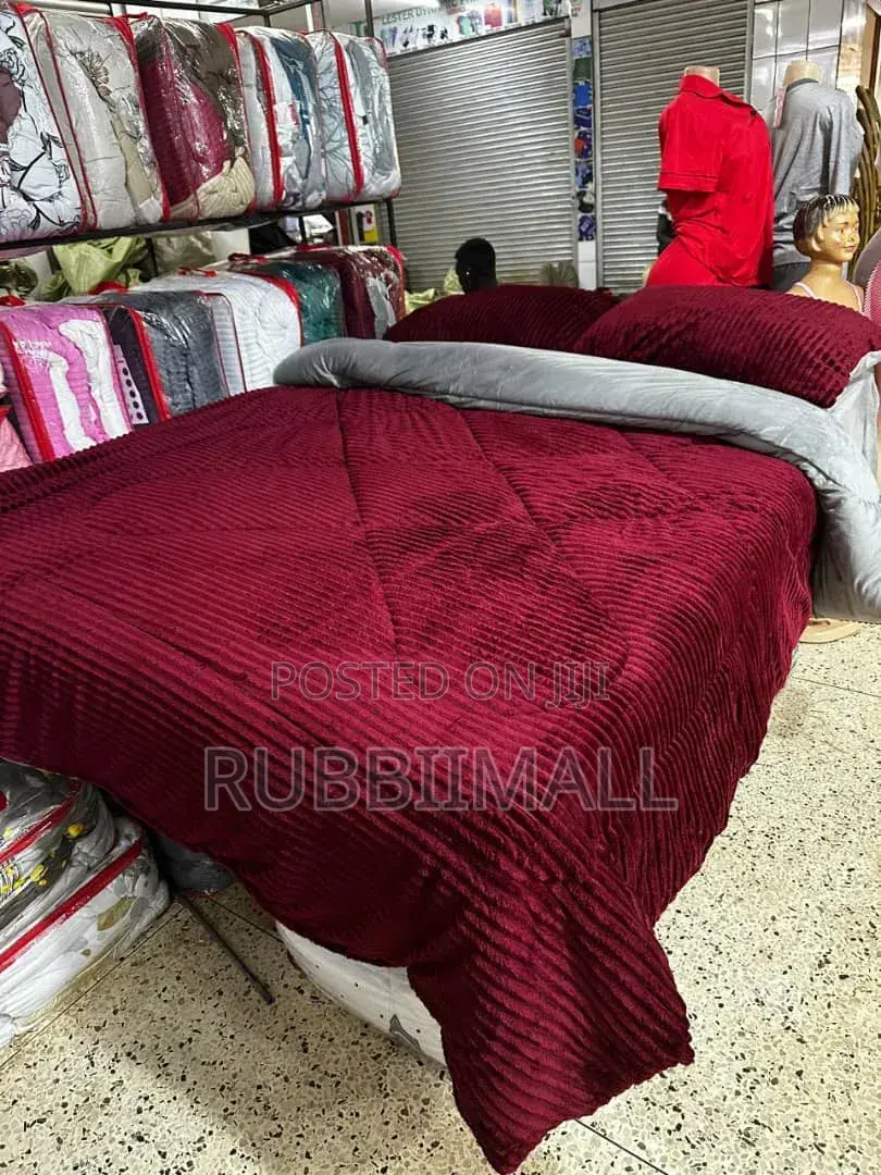 Velvet Duvet ~ Maroon