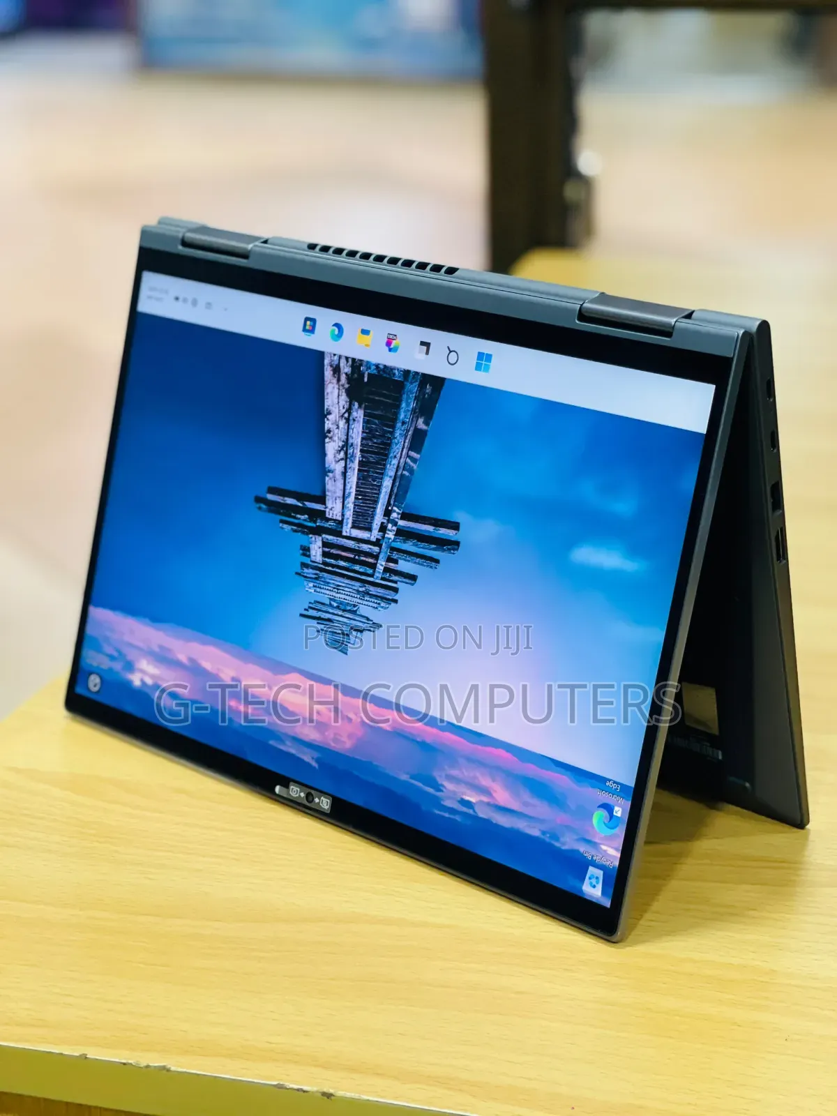 New Laptop Lenovo ThinkPad X1 Yoga 16GB Intel Core i7 SSD 512GB