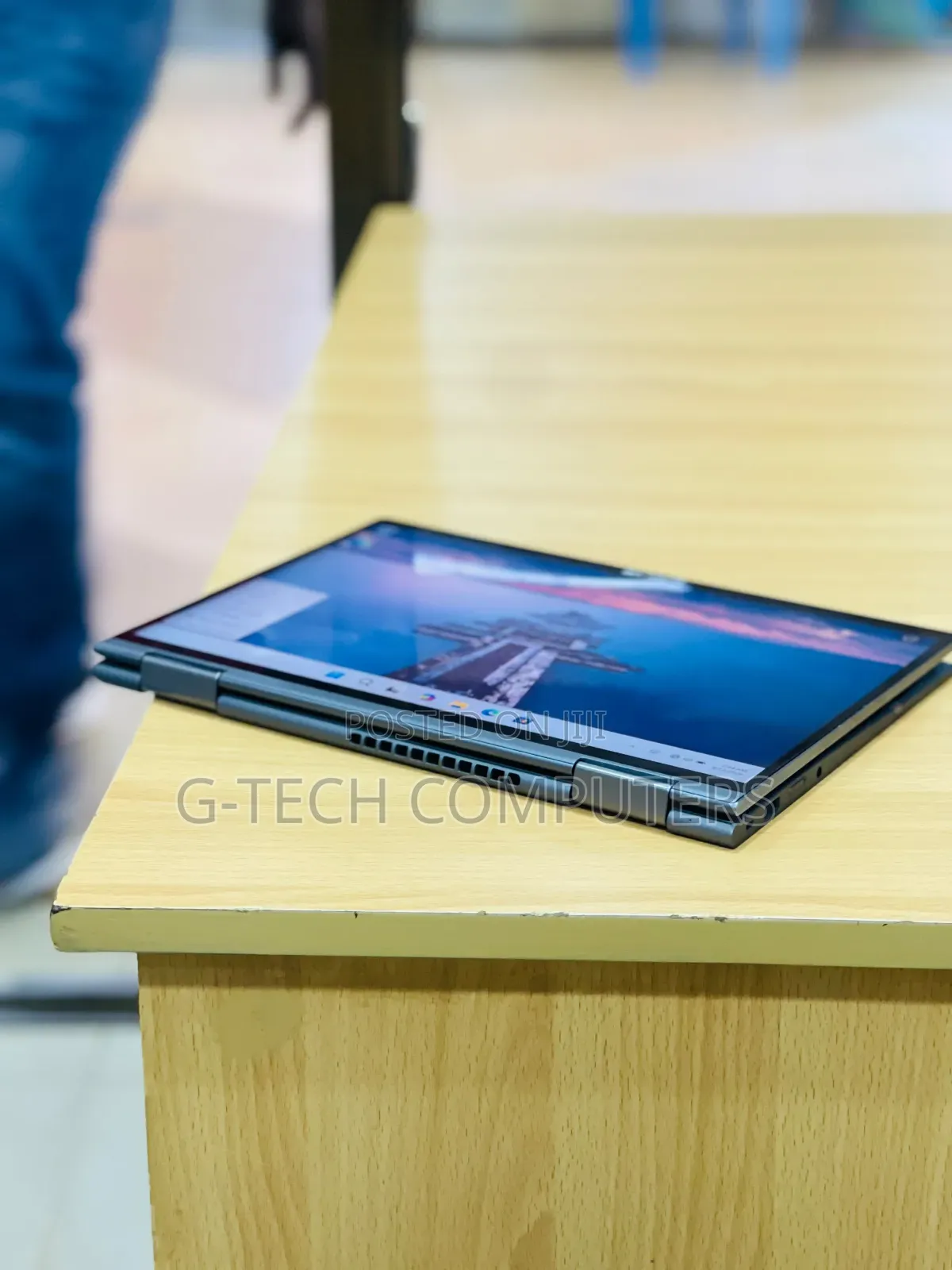 New Laptop Lenovo ThinkPad X1 Yoga 16GB Intel Core i7 SSD 512GB