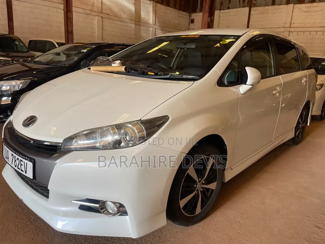 Toyota Wish 2012 White