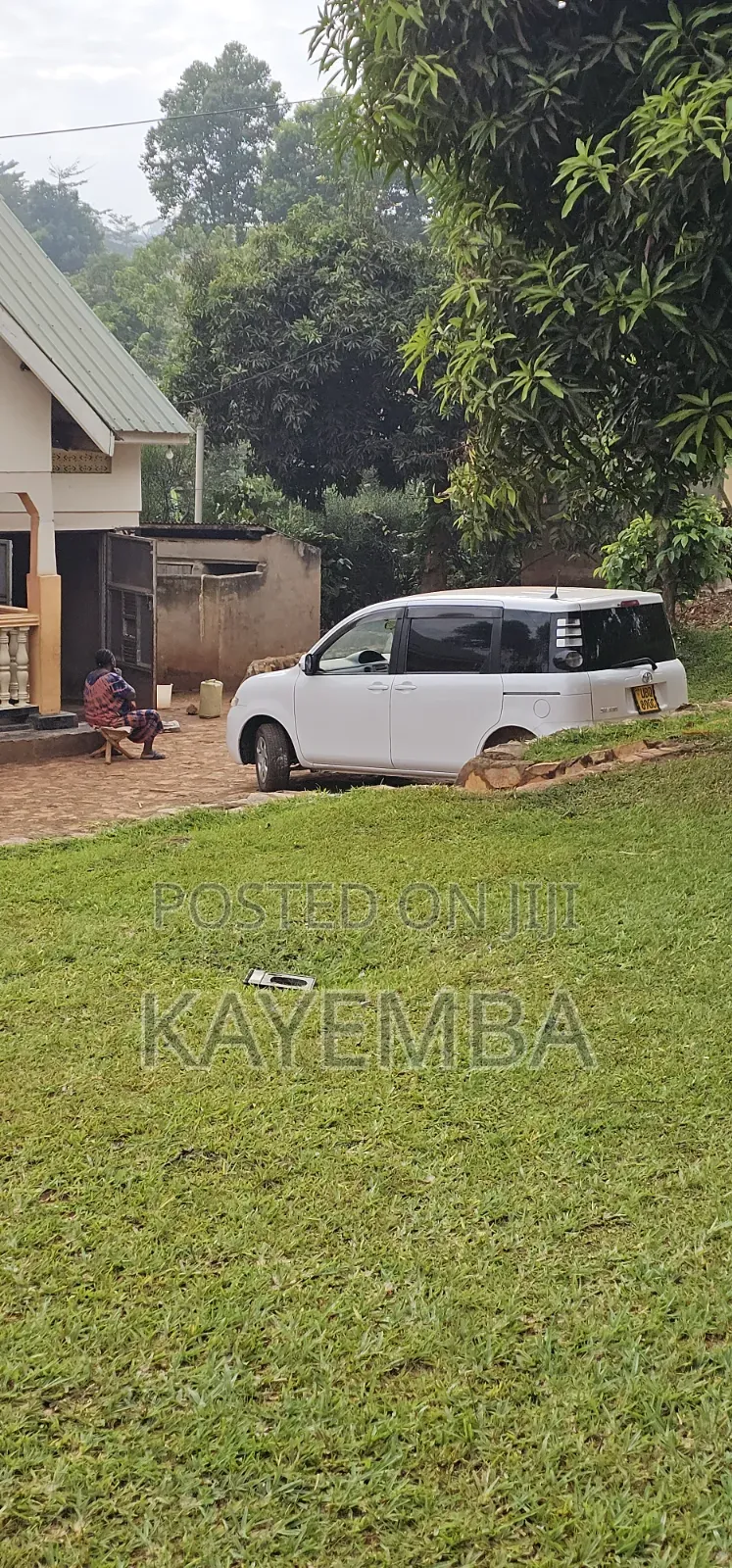 Toyota Sienta 2010 for Hire With a Professional Driver.