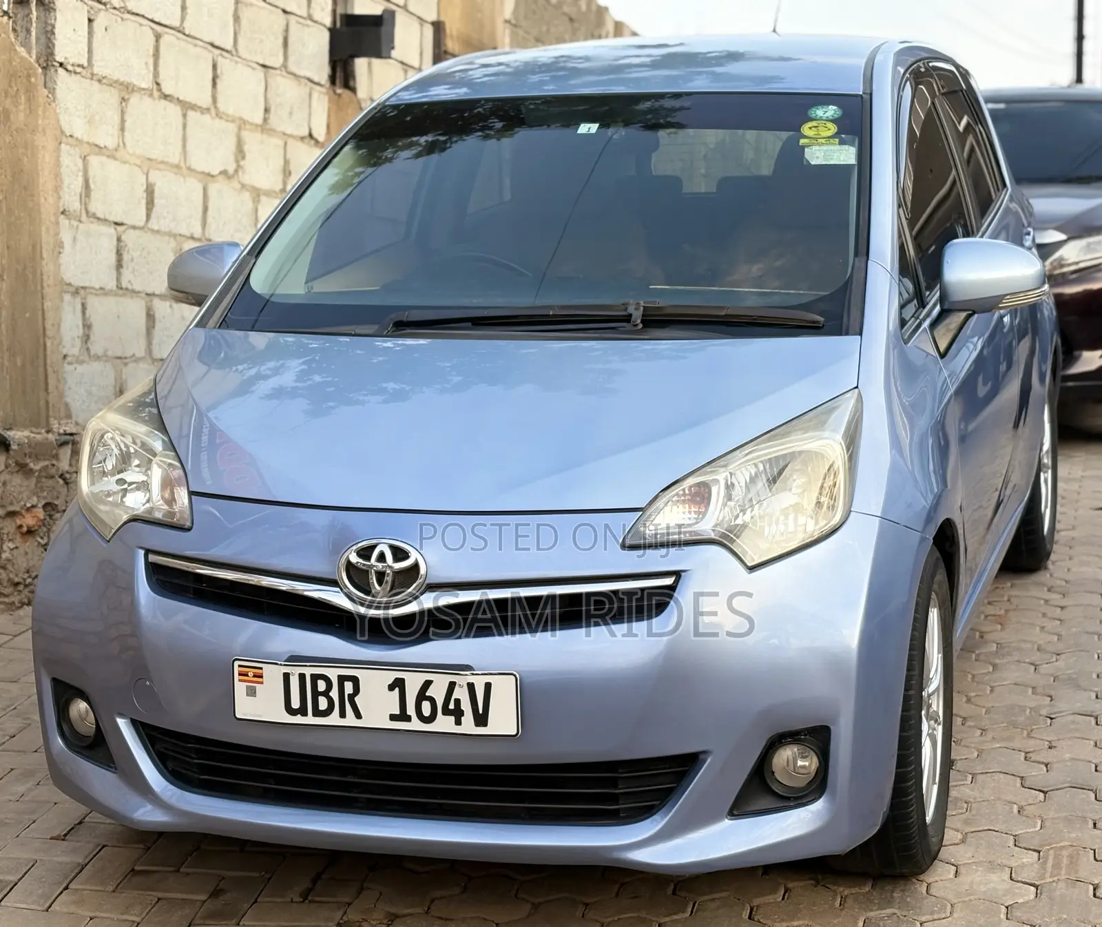 Toyota Ractis 1.5 FWD 2011 Blue